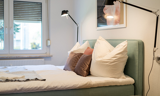 Bett in Gästewohnung